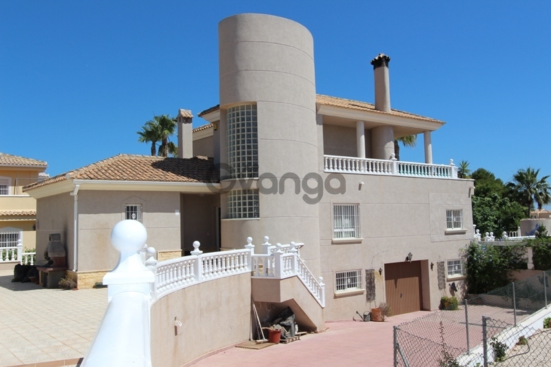 56790_4-recmaras-villa-en-venta-260-m-ciudad-quesada.jpg