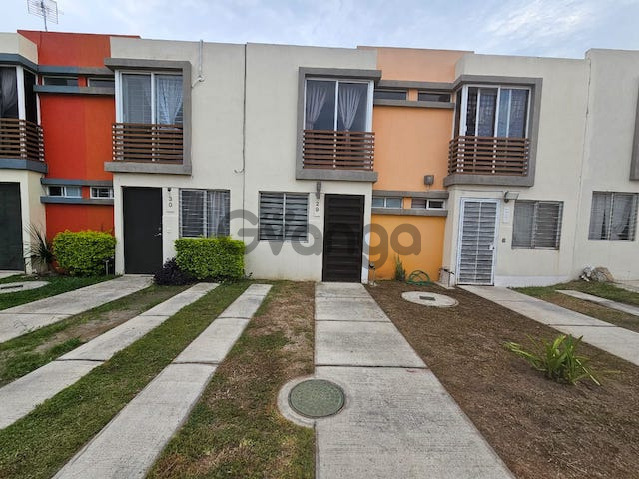 738575_campo-real-residencial-casa-en-venta-2.jpeg