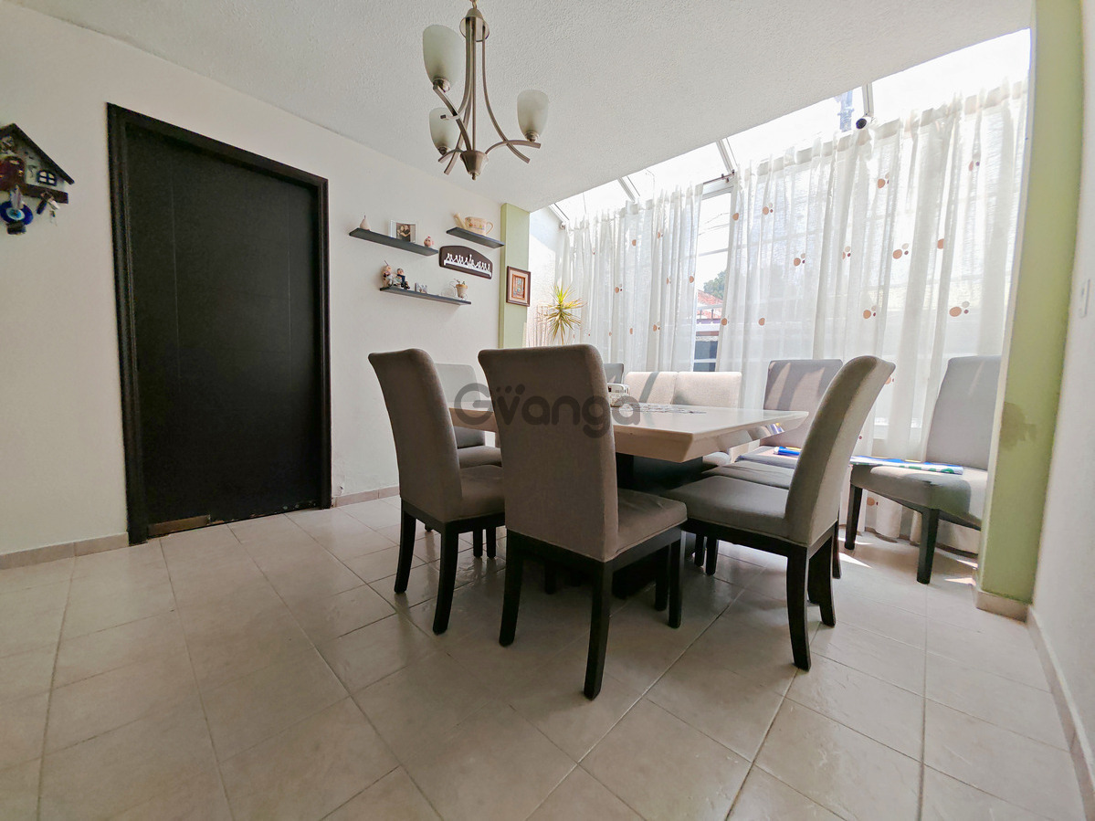 739211_encantadora-casa-tlalpan-remodelada-iluminada-espacios-amplios-y-jardin.jpg