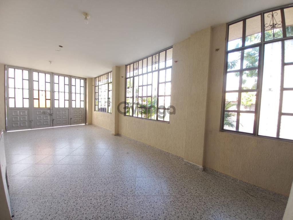 739451_se-vende-o-se-arrienda-casa-3-pisos-en-girardot-en.jpg