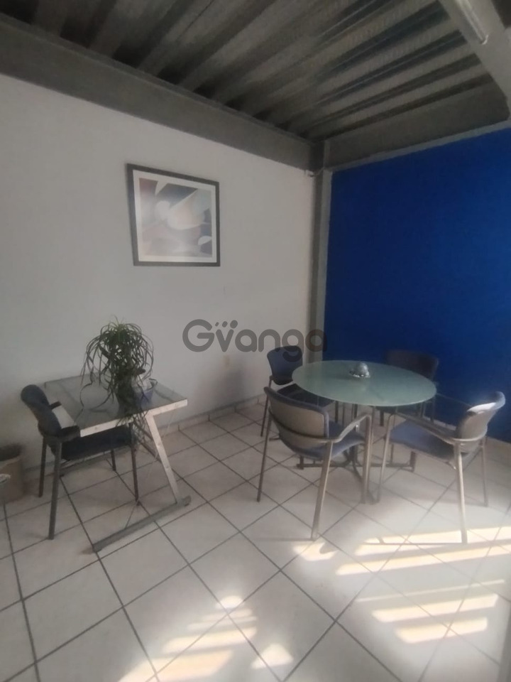 740022_oficina-disponible-amueblada.jpeg