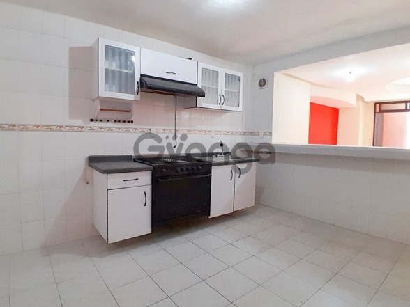 741343_iluminada-y-amplia-casa-en-condominio-lista-p-habitar-en-leyes-de-reforma.jpg