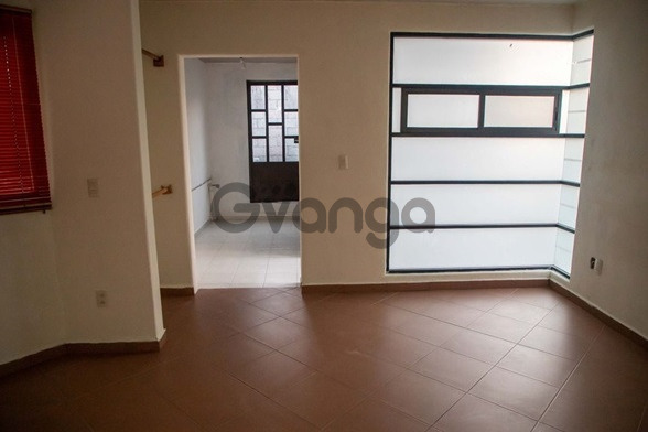 742166_casa-dividida-en-2-deptos-ubicacion-privilegiada-a-pasos-de-las-antenas.jpg