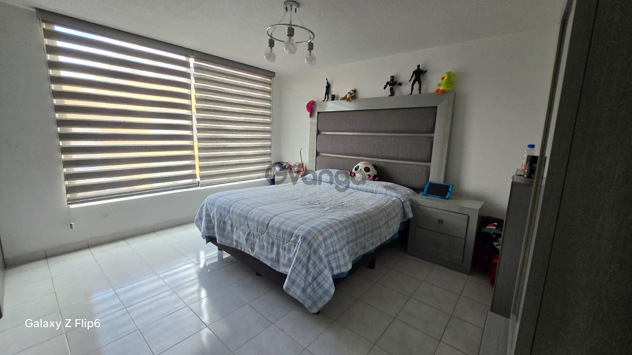 742485_amplia-casa-en-condominio-4-rec-3-5-ba-2-ga-roof-garden-y-vigilancia.jpg