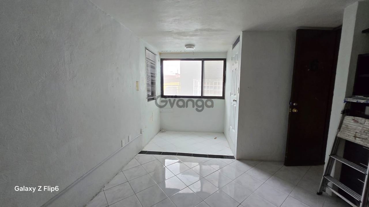 742771_recamara-con-bano-propio-a-unos-pasos-del-metro-culhuacan.jpg