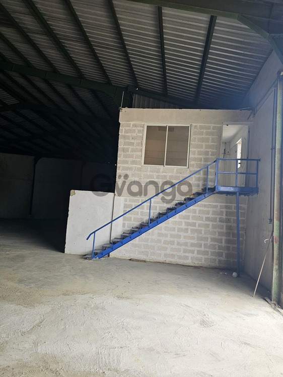 742820_arriendo-varias-naves-proximo-a-jacobo-majluta.jpg