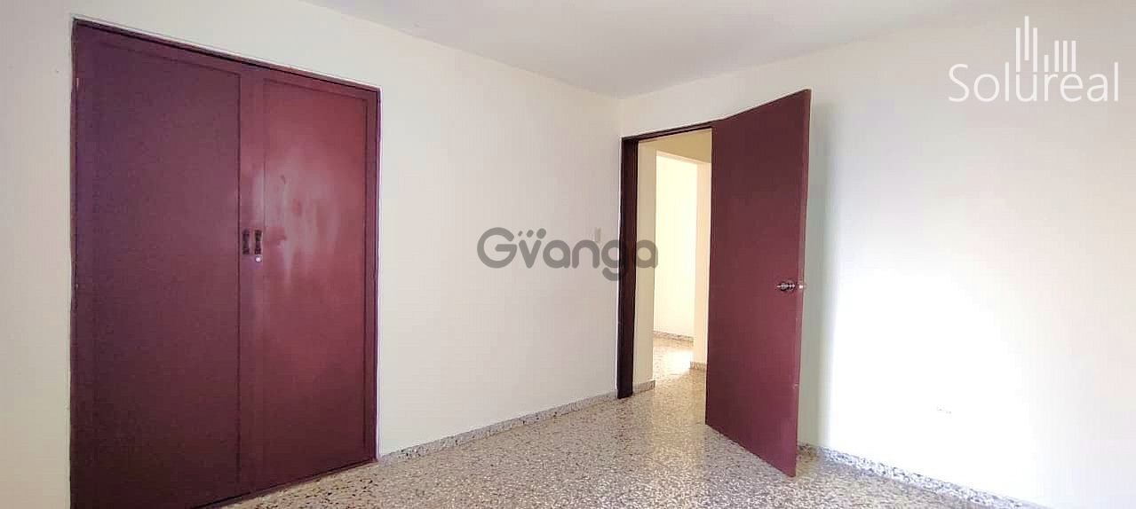 744081_venta-apartamento-en-quisqueya-2hab-90mts2-oportunidad-2.jpg