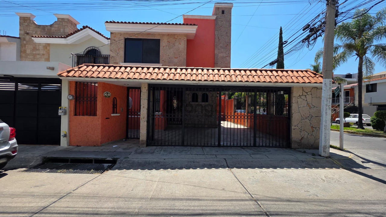 744606_las-alamedas-paseos-del-sol-casa-en-renta.jpeg