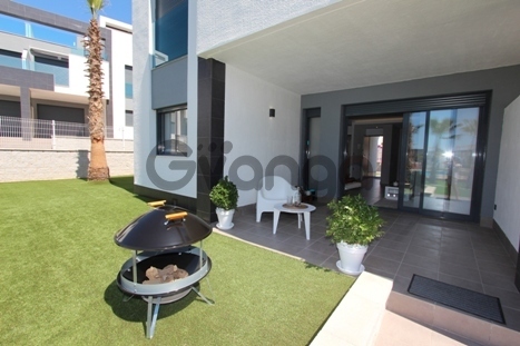 85793_2-recamaras-casa-adosada-en-venta-94-m-el-raso.JPG