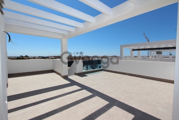 85915_2-recamaras-casa-adosada-en-venta-87-m-el-raso.JPG