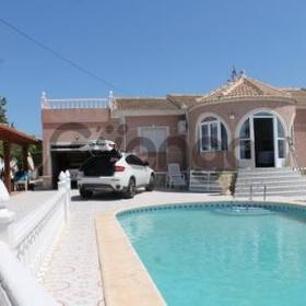 4 Recámaras Villa en venta 160 m², Torrevieja
