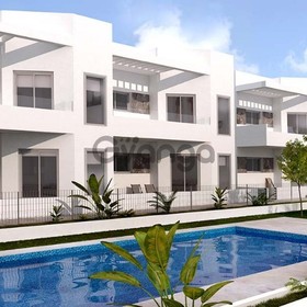 2 Recámaras Villa en venta 86 m², Torrevieja