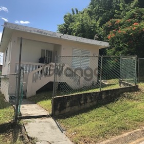Residencia en barrio ceiba - vega baja