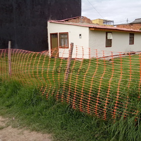 Lote esquinero comercial