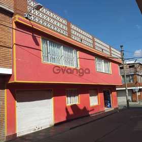 Casa Semicomercial Esquinera