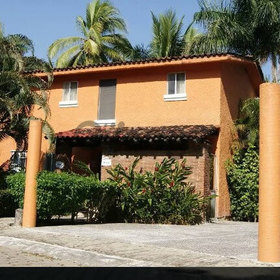 Casa en venta club de golf Ixtapa