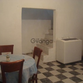Oportunidad, vendo casa de 2 pisos, excelente ubicación en la avenida principal de San Martín, 11.000$
