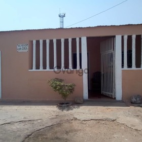 vendo casa comoda