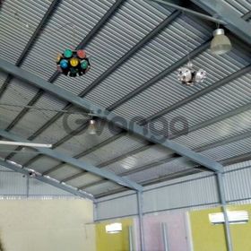 rento bodega con oficina
