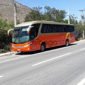Buses Minibuses y van para todo tipo de viajes tanto dentro como fuera del país.