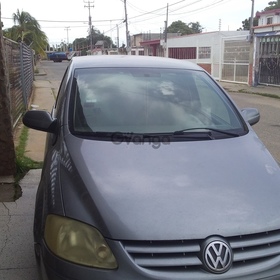 Volkswagen Fox 1.0 MT (72 hp) 2005