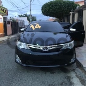 Toyota Camry 2.5 AT (181 hp) 2014