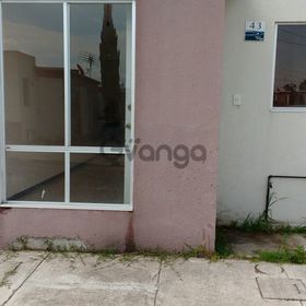 Excelente casa en paseo de lago “aprovecha”