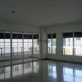 Rebajado de precio, Bella Vista, amplias áreas, 3 parqueos