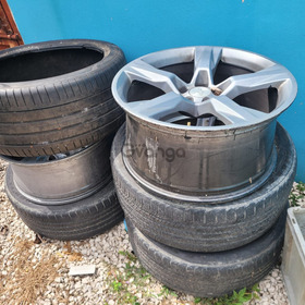 Gomas y Aros para Camaro # 18 y 20, Super Oportunidad!! RD$ 1500