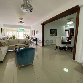 Se vende apartamento de 3 habitaciones en Bella Vista