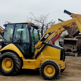 RETROEXCAVADORA CATERPILLAR