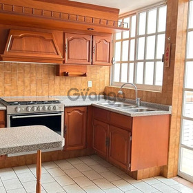 Coyoacán te Enamora! Renta Encantadora casa en Condominio cerca del Centro