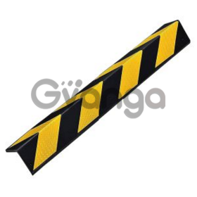 Protectores de caucho negro para esquinas, con reflectivos amarillos.