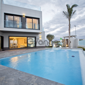 3 Recámaras Villa en venta 194 m², Dehesa de Campoamor