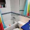 Se vende amplia propiedad de 3 pisos, 4d y 4b cerrillos 4
