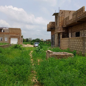 Terrain de 450 mètres carrés à vendre à Gandigal Sn