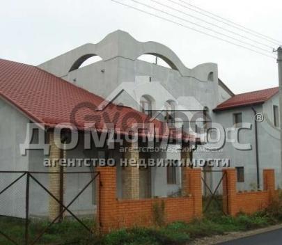 1044321_prodayetsya-dom-8-kom-570-m.jpg