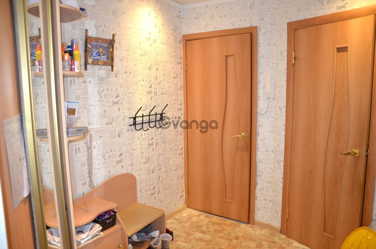 1248889_prodayet-sya-kvartira-3-kom-64-m.jpg