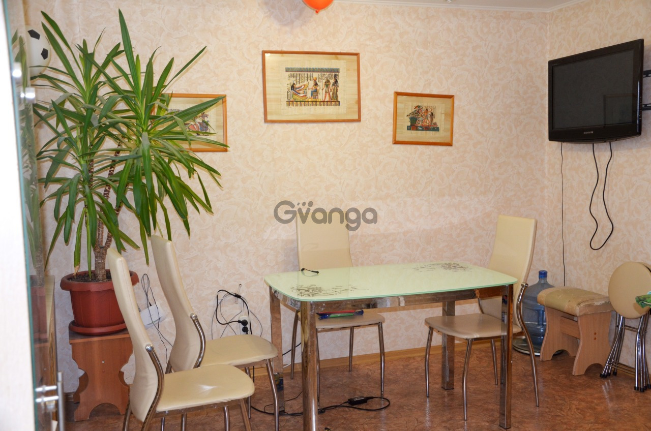 1248891_prodayet-sya-kvartira-3-kom-64-m.jpg
