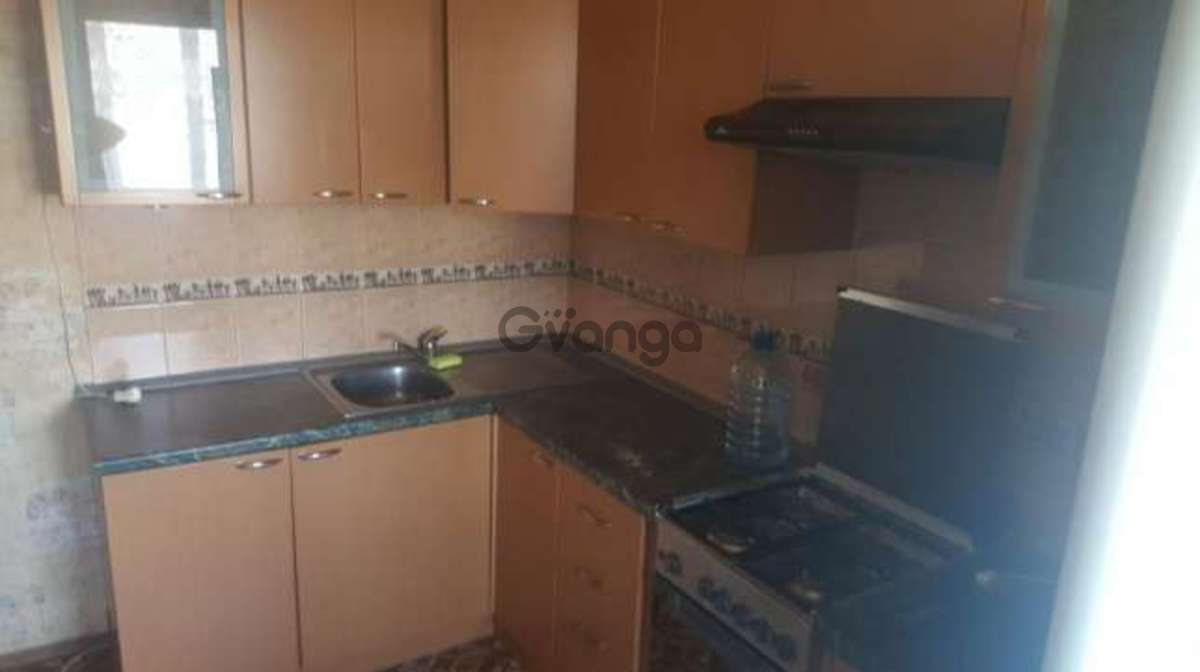 1292005_sdayet-sya-v-arendu-kvartira-3-kom-100-m-kadet-skiy-gay-ul-metro-vokzal-naya.jpg