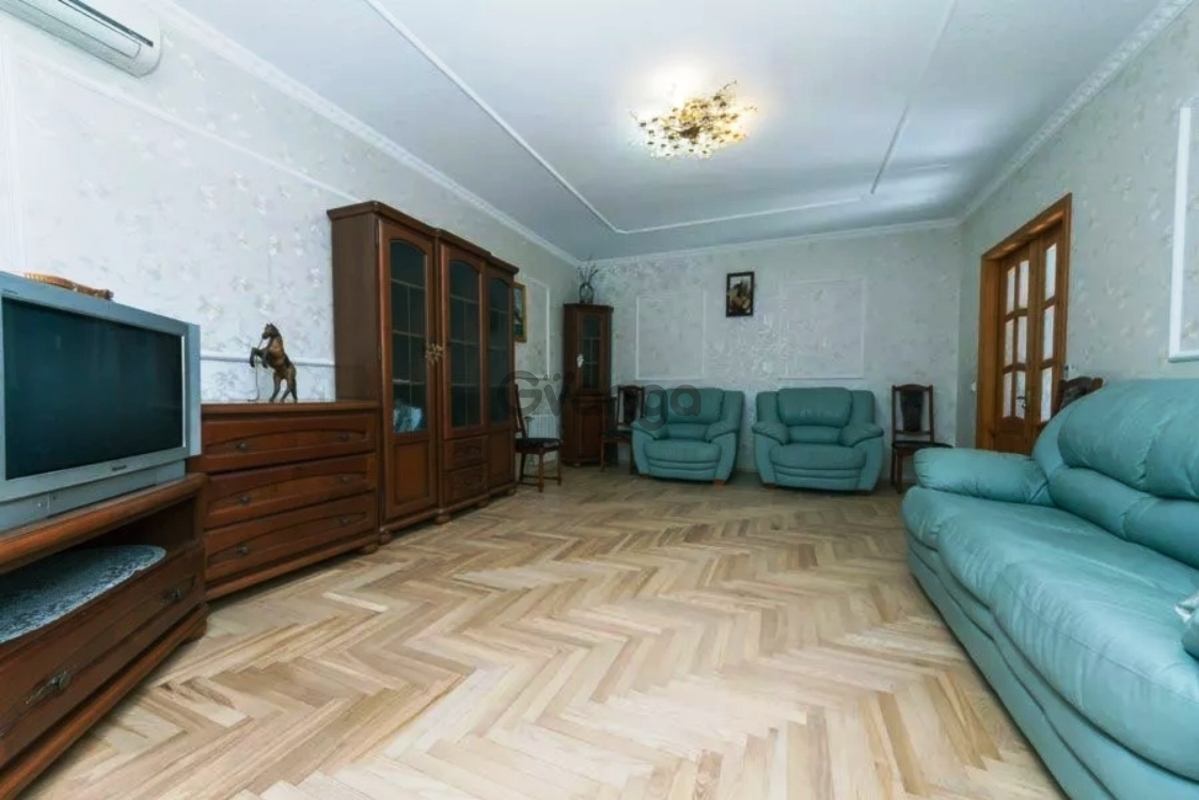 1428486_sdayet-sya-v-arendu-kvartira-4-kom-100-m-turovskaya-ul-metro-tarasa-shevchenko.jpg