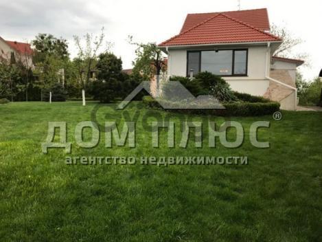 1584019_prodayet-sya-dom-6-kom-232-1-m.jpg
