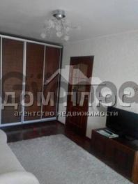 1653908_prodayet-sya-kvartira-1-kom-33-m-boychuka-mikhaila-kikvidze.jpg