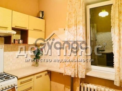 1666894_prodayet-sya-kvartira-2-kom-57-m-mazepy.jpg