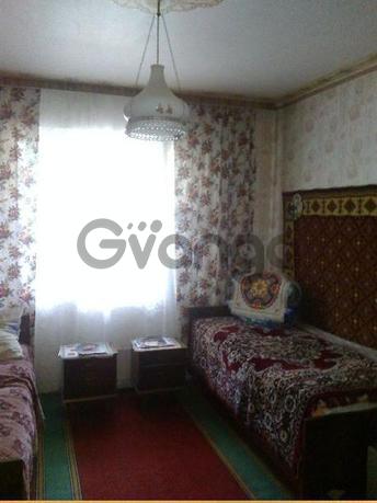 1667584_prodayet-sya-kvartira-2-kom-trostyanetskaya-2.jpg