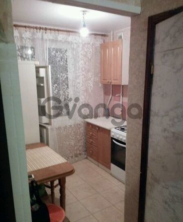 1724669_sdayet-sya-v-arendu-kvartira-1-kom-35-m-shkol-naya-57.jpg
