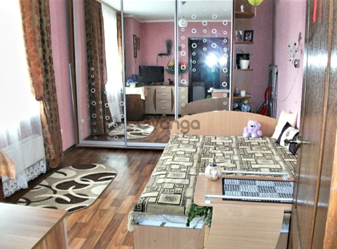 Комната в общежитии со всеми удобствами. Комната в общежитии со всеми удобствами. Комната в общежитии для семьи. Комната с удобствами в общежитии. Комната гостиничного типа.