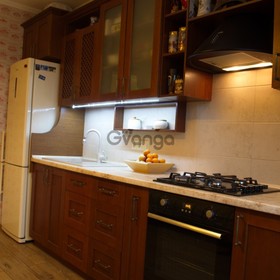 Продам свою 2 к.кв. кирпичный новый дом Алексеевка, пр Победы