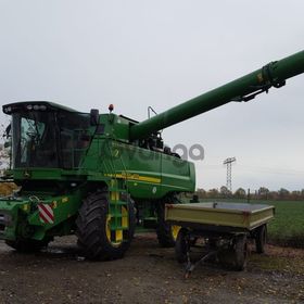Комбайн зерноуборочный John-Deere 9880 I STS 2006г, в,