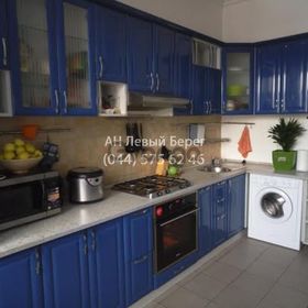 Сдается в аренду квартира 2-ком 80 м² ул. Волошская, 51/27, метро Контрактовая площадь